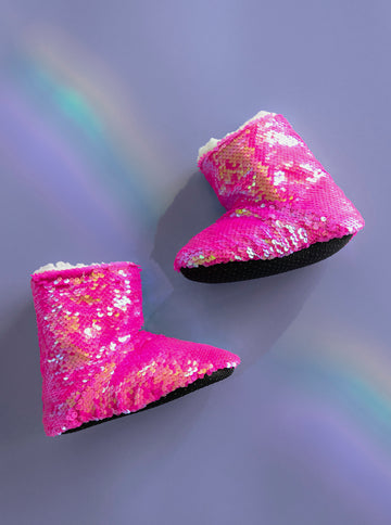 Pantuflas bota lentejuelas.